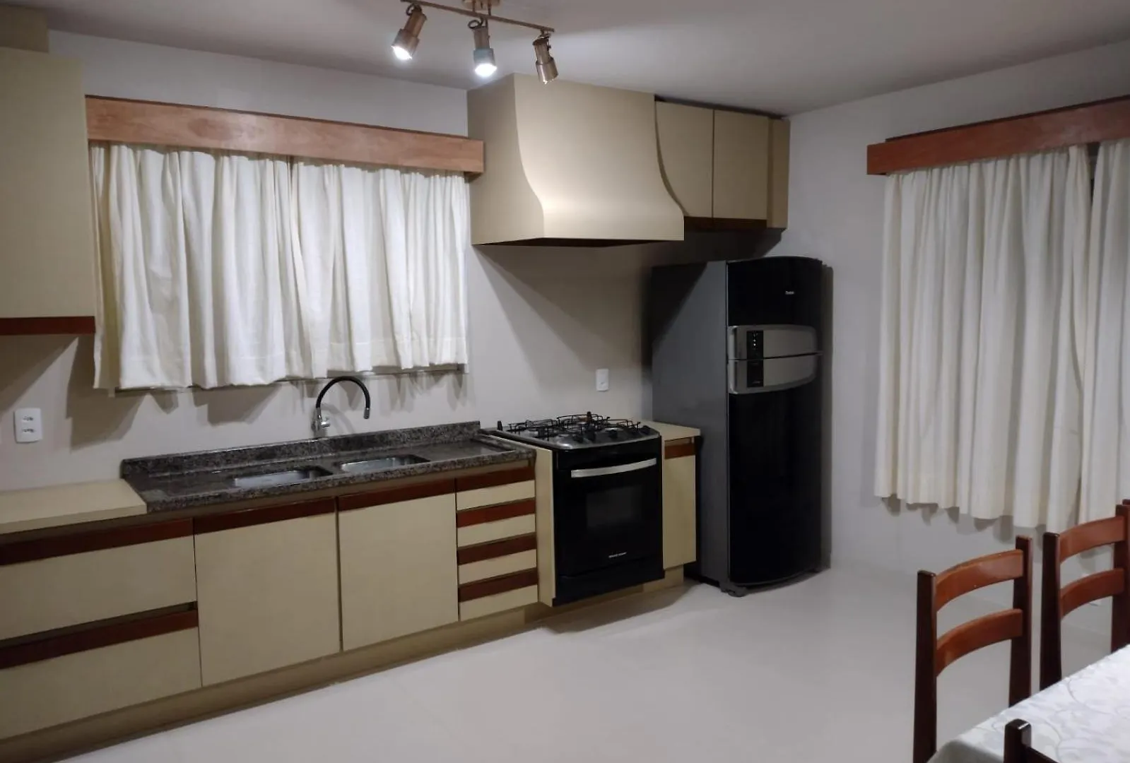 بيت للعطل Casa Frente Mar 4 Quartos 3Wc 10 Pessoas Prox Beto Carrero بارا فيلها